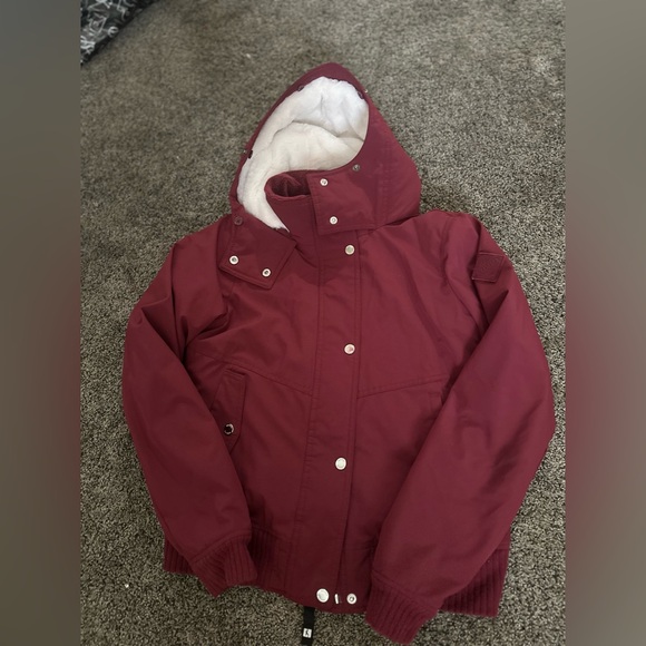 Hollister Burgundy Hooded Puffer Jacket - Picture 1 of 3